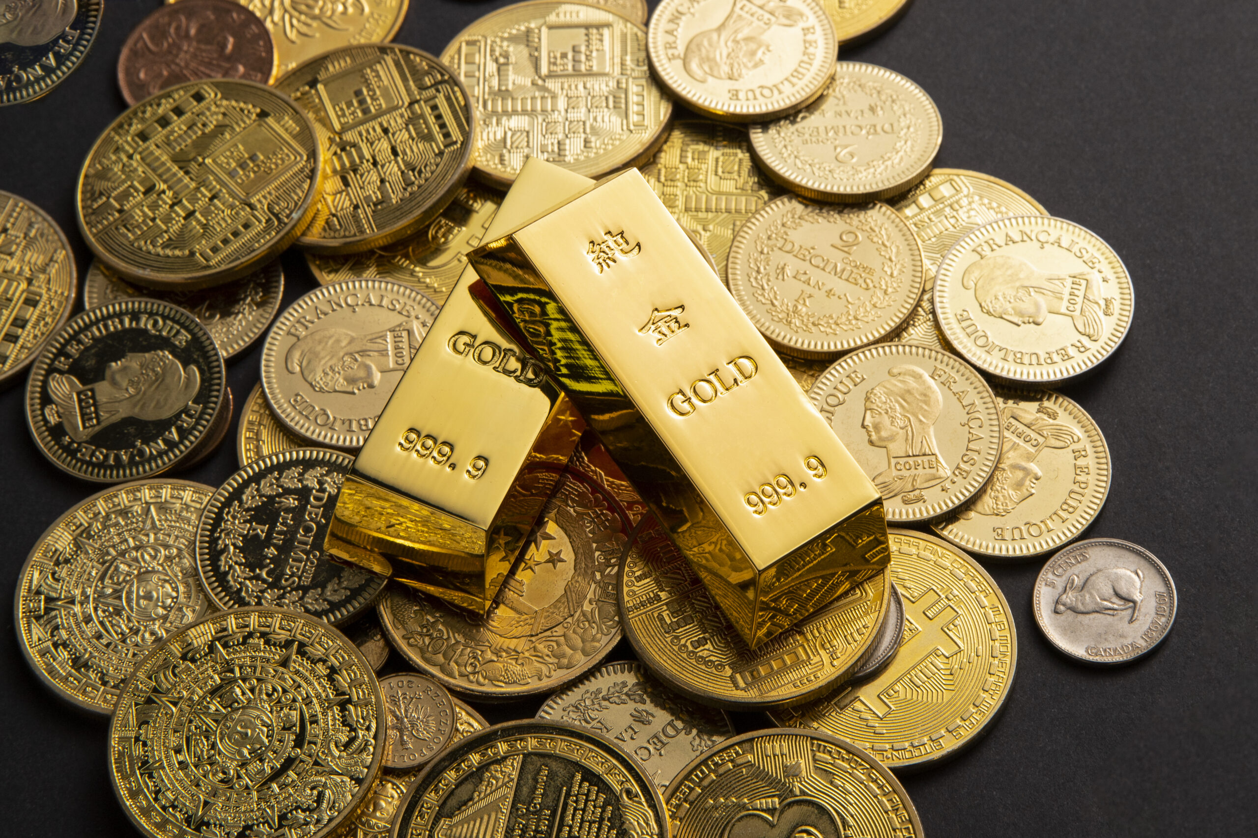 4 Reasons Why You Should Buy Physical Gold